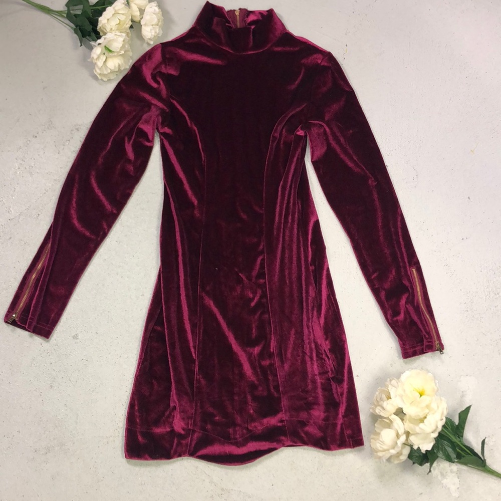 ICY FASHION LONG SLEEVE DRESS SZ S